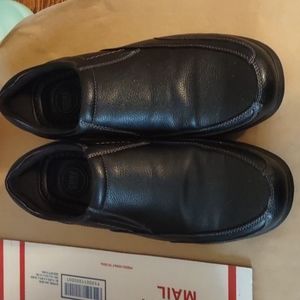 Croft&Barrow black slip on shoes for men size 9
